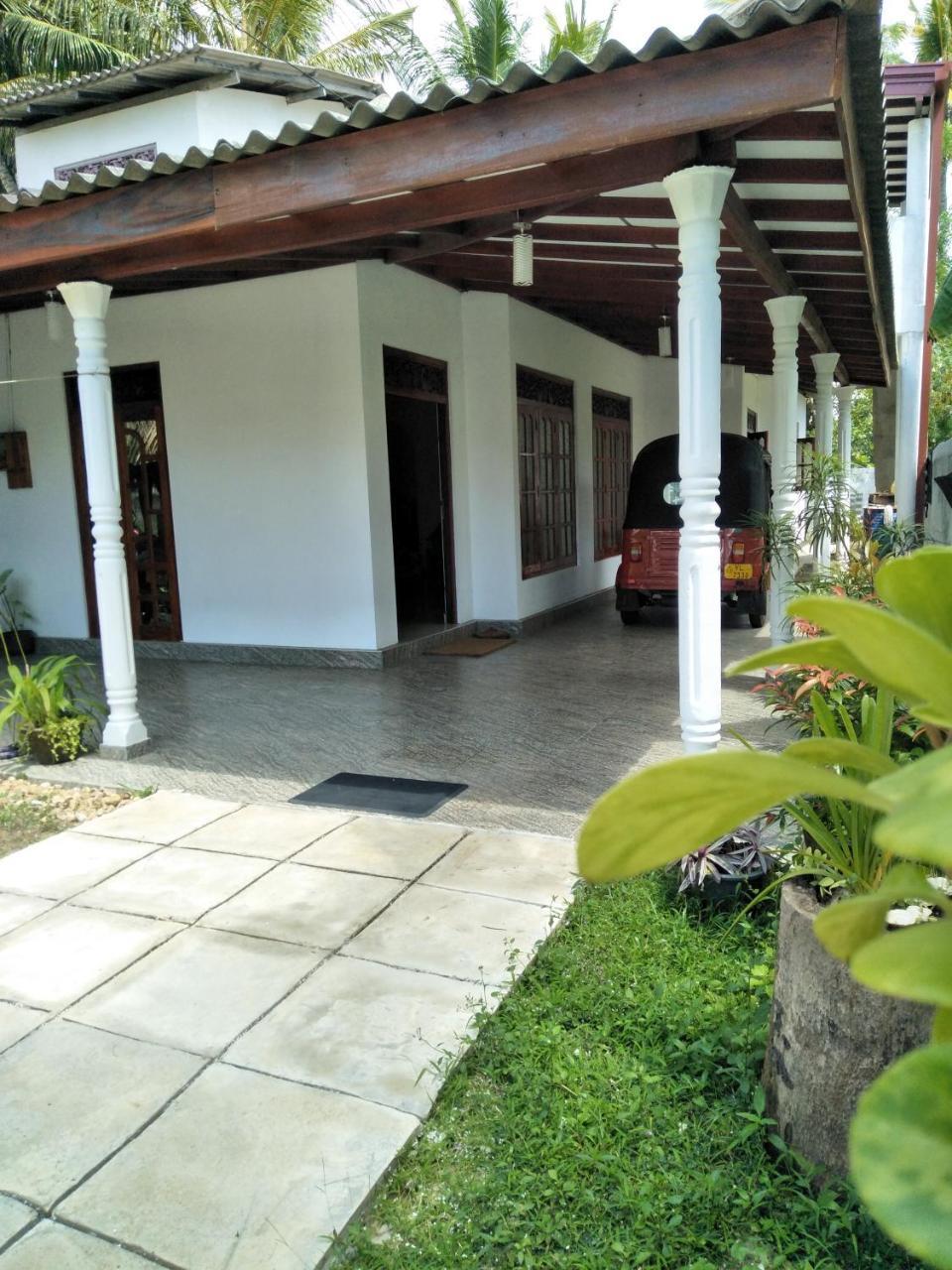 Southern Beach Surf Lodge 아항가마 외부 사진